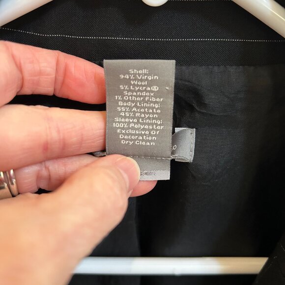 Ann Taylor Pin-Striped, Black Blazer, Sz 6 - Picture 6 of 9